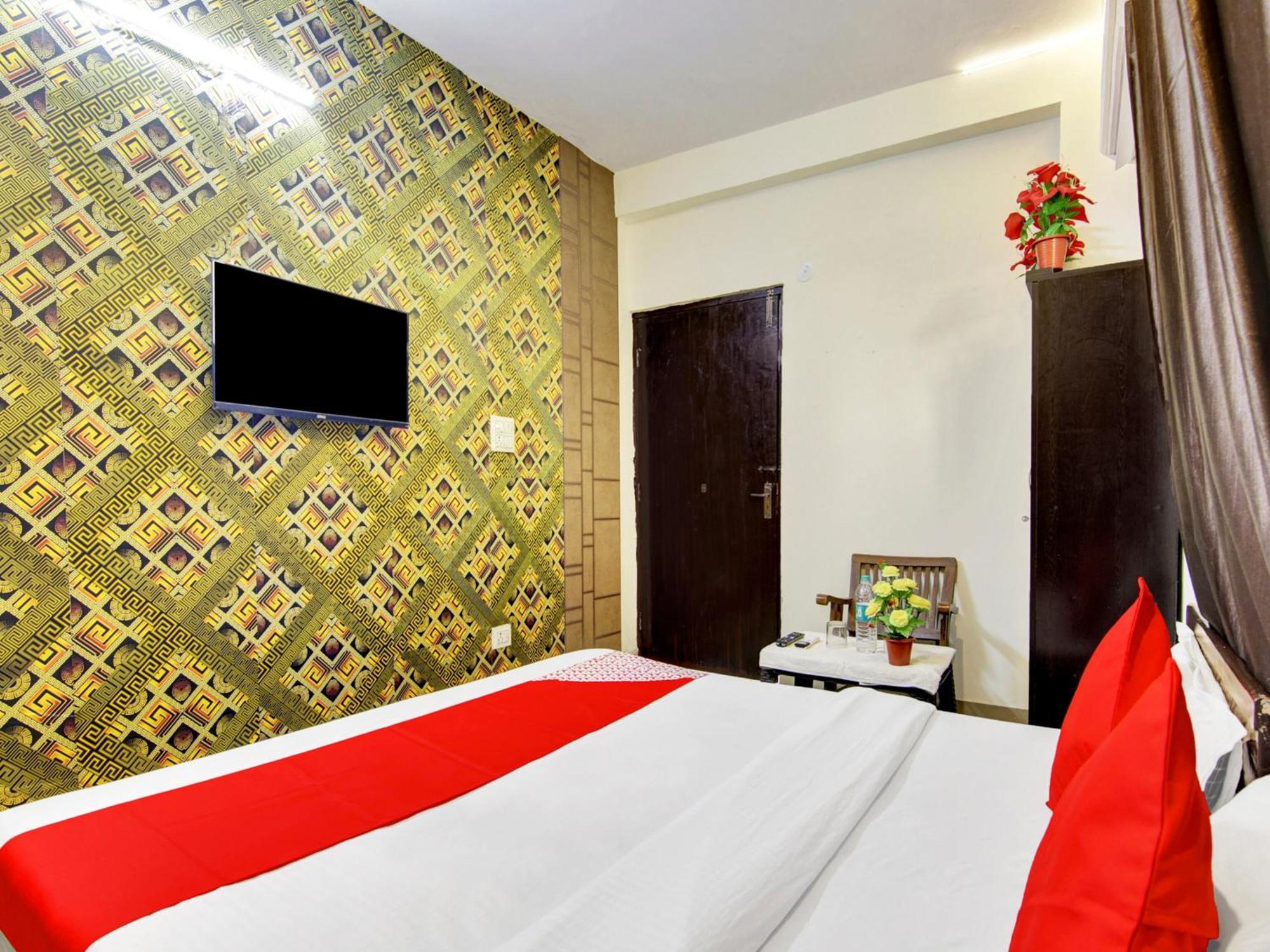 Hotel O Kailash Inn New Delhi Buitenkant foto