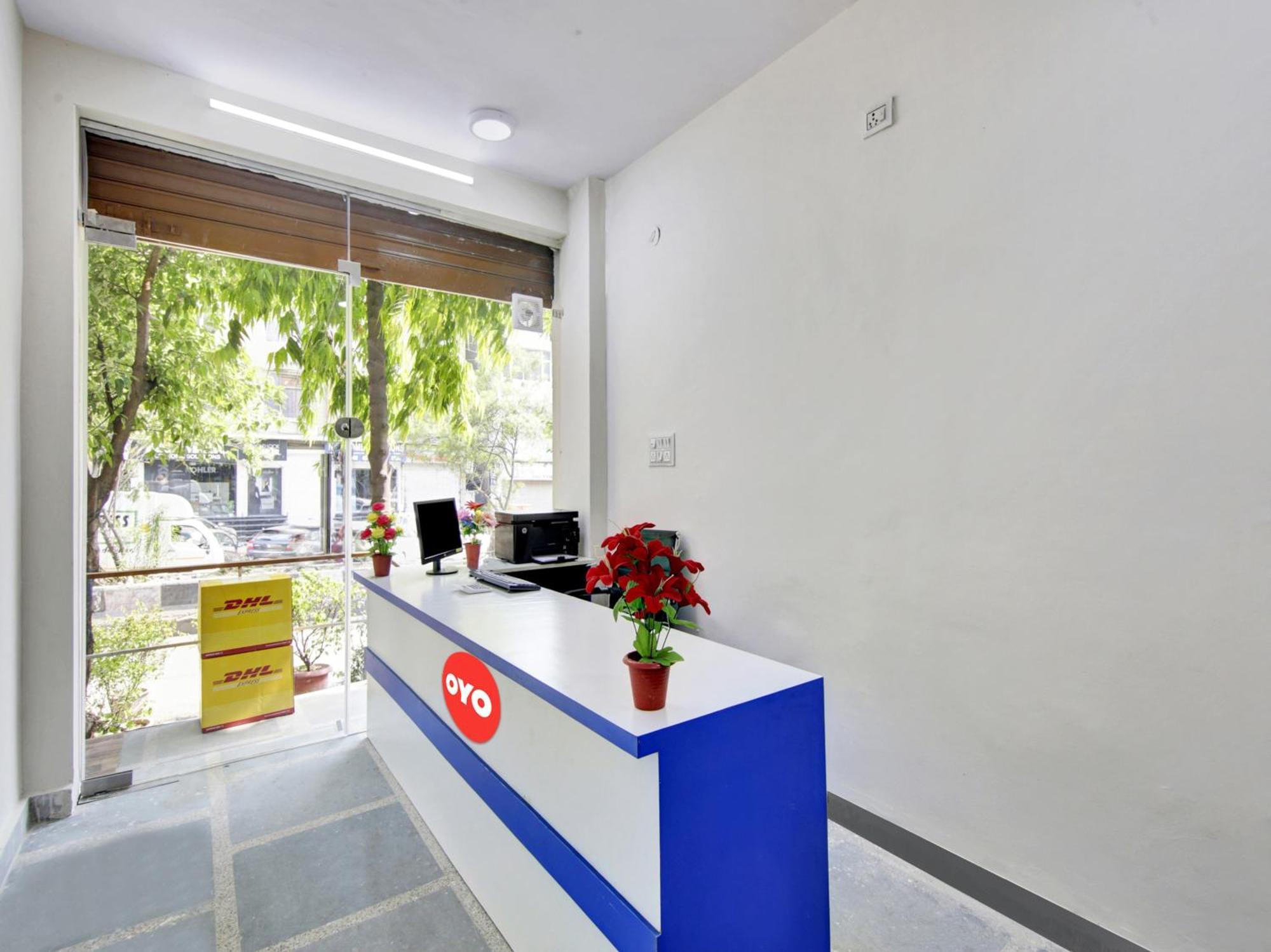 Hotel O Kailash Inn New Delhi Buitenkant foto